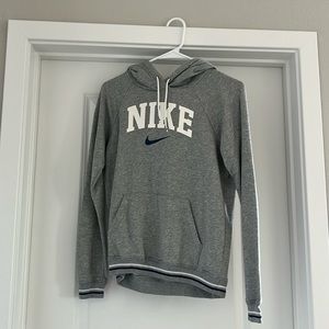 Women’s Hooded Grey Nike Sweatshirt Size XS